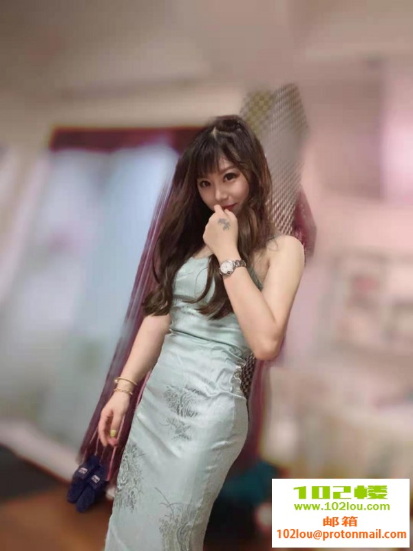165422uaeeeae4qae9aol1.jpg