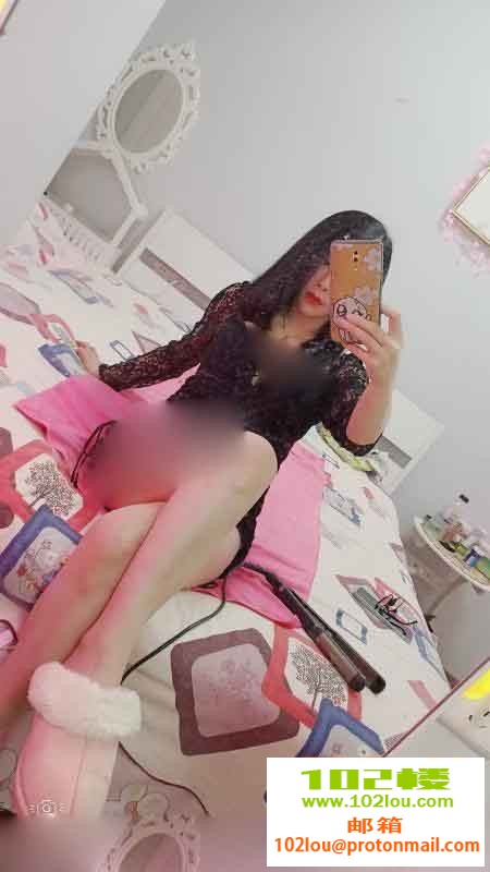 151200ylmrlmc42l448vhl.jpeg